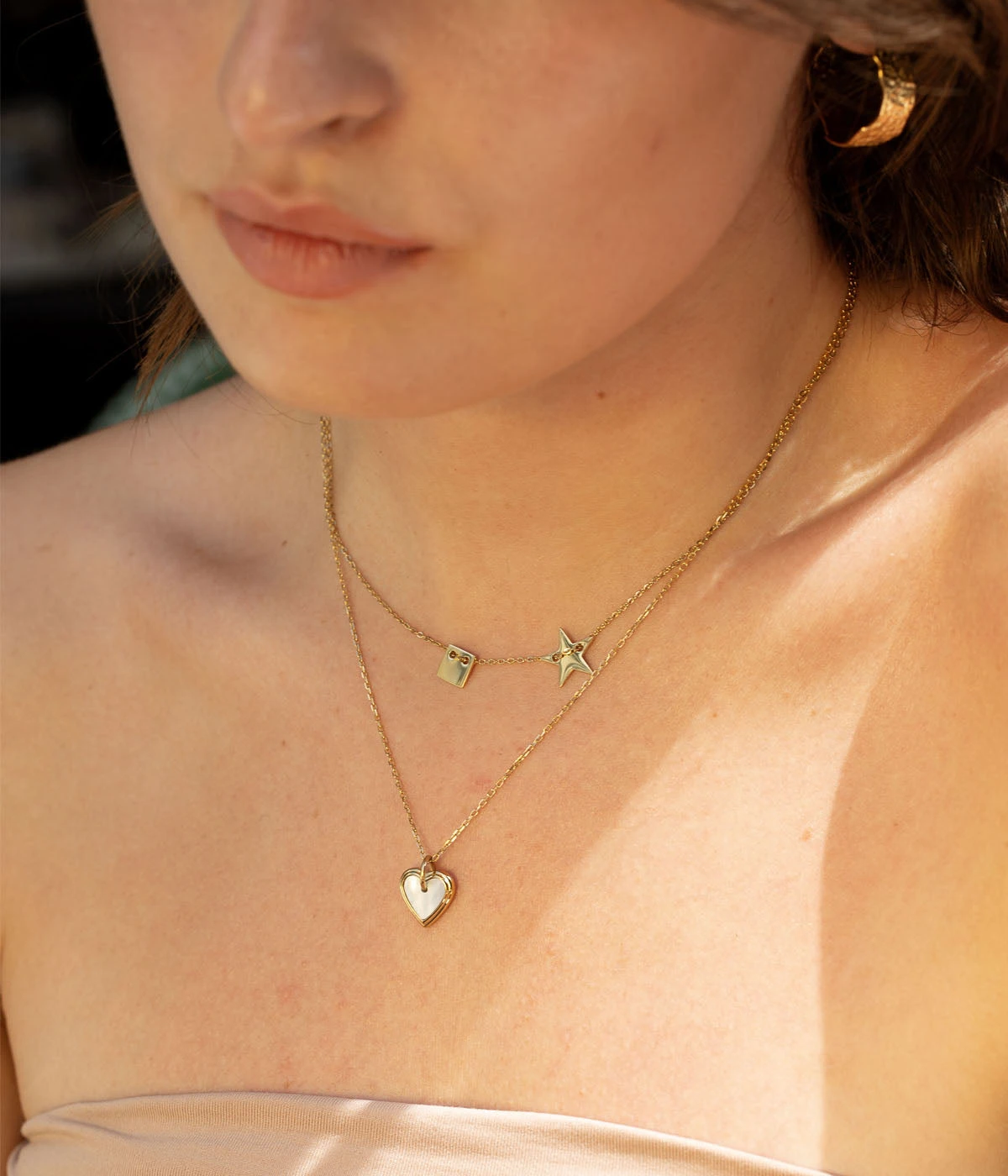 Collier Lucky Square (Acier Doré) 4 Collier Lucky Square (Acier Doré) – Image 2