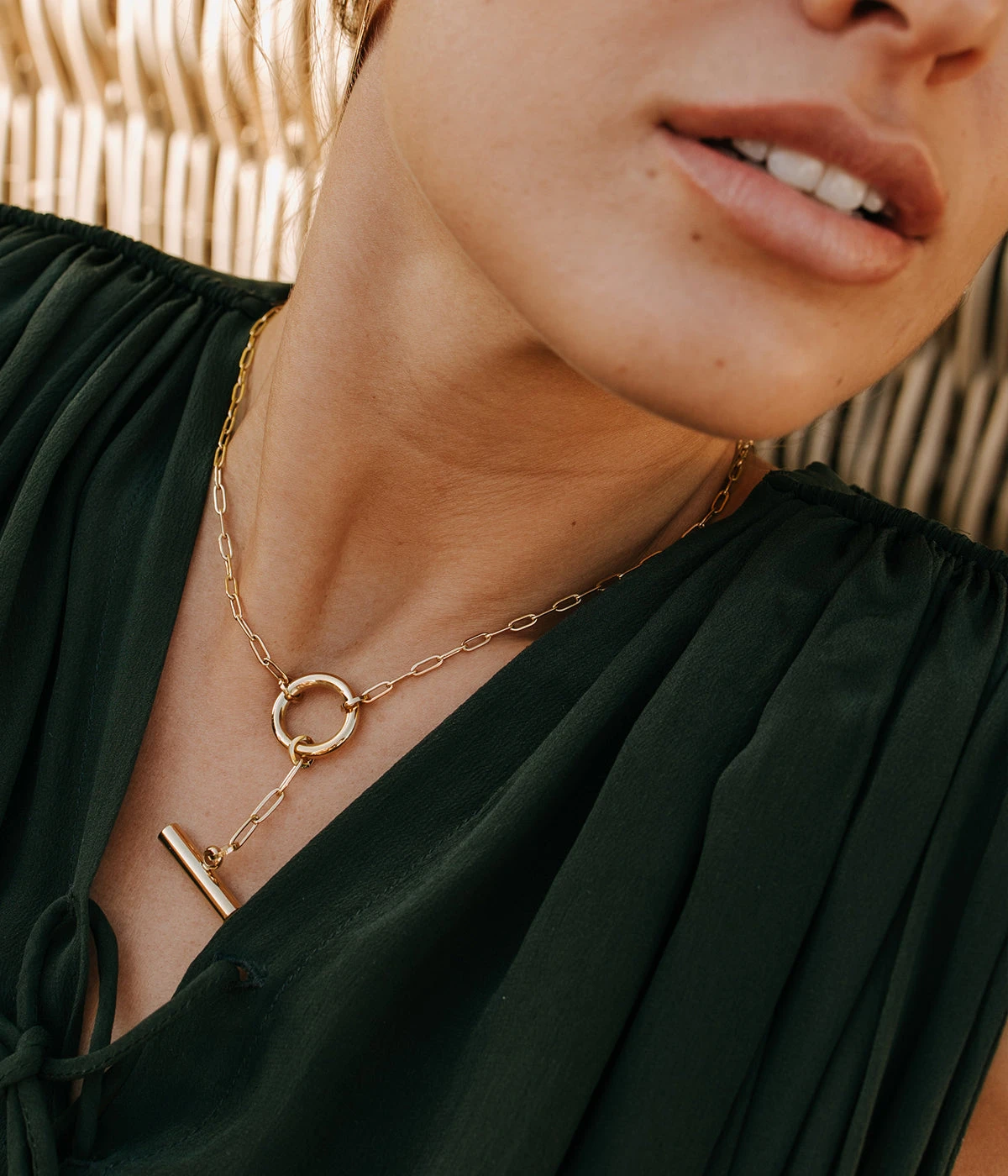 Collier Catelyn (Acier Doré) 4 Collier Catelyn (Acier Doré) – Image 2