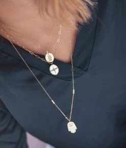 Sautoir Hand (Acier Doré) -Zagbijoux Boutique Collier Hand Collier Sokhol Collier Rune Protection a2313572 5b49 4468 a07e 3a8b706aad28