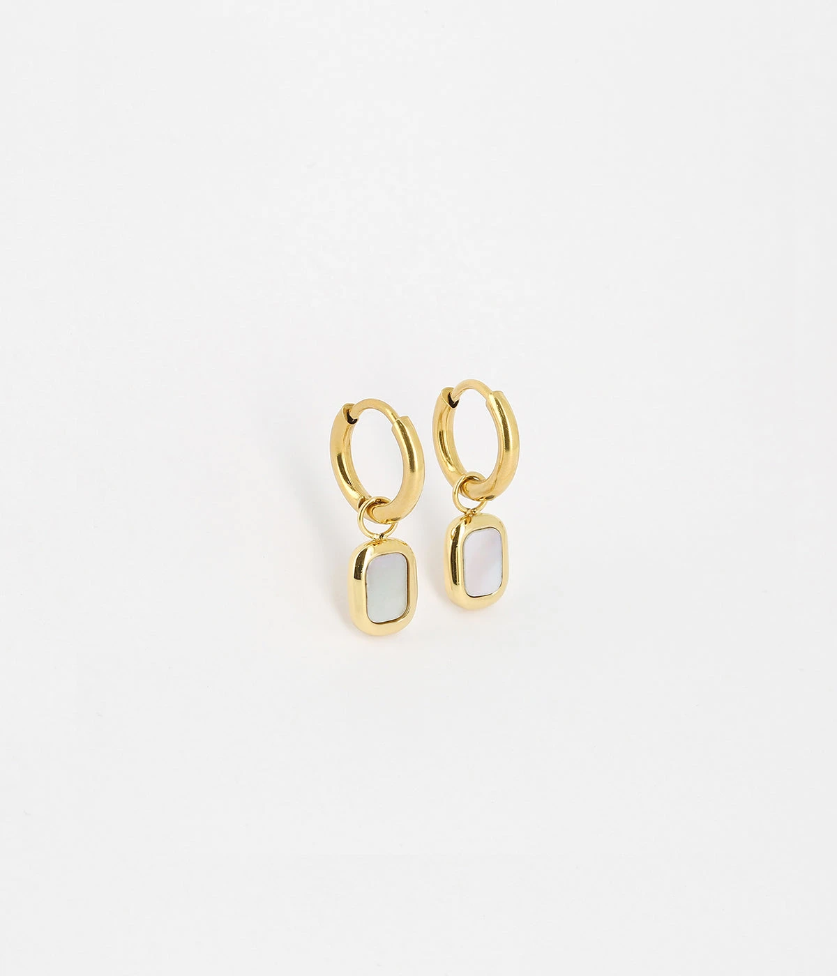 Boucles D'oreilles Lilou (Acier Doré) 7 Boucles D'oreilles Lilou (Acier Doré) – Image 5