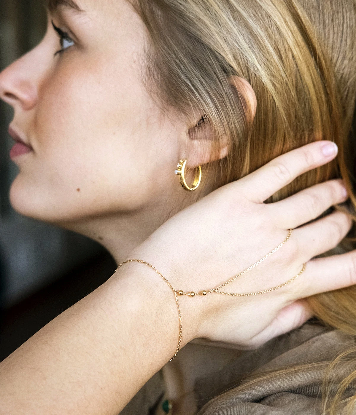 Boucles D'oreilles Biche (Acier Doré) 5 Boucles D'oreilles Biche (Acier Doré) – Image 3