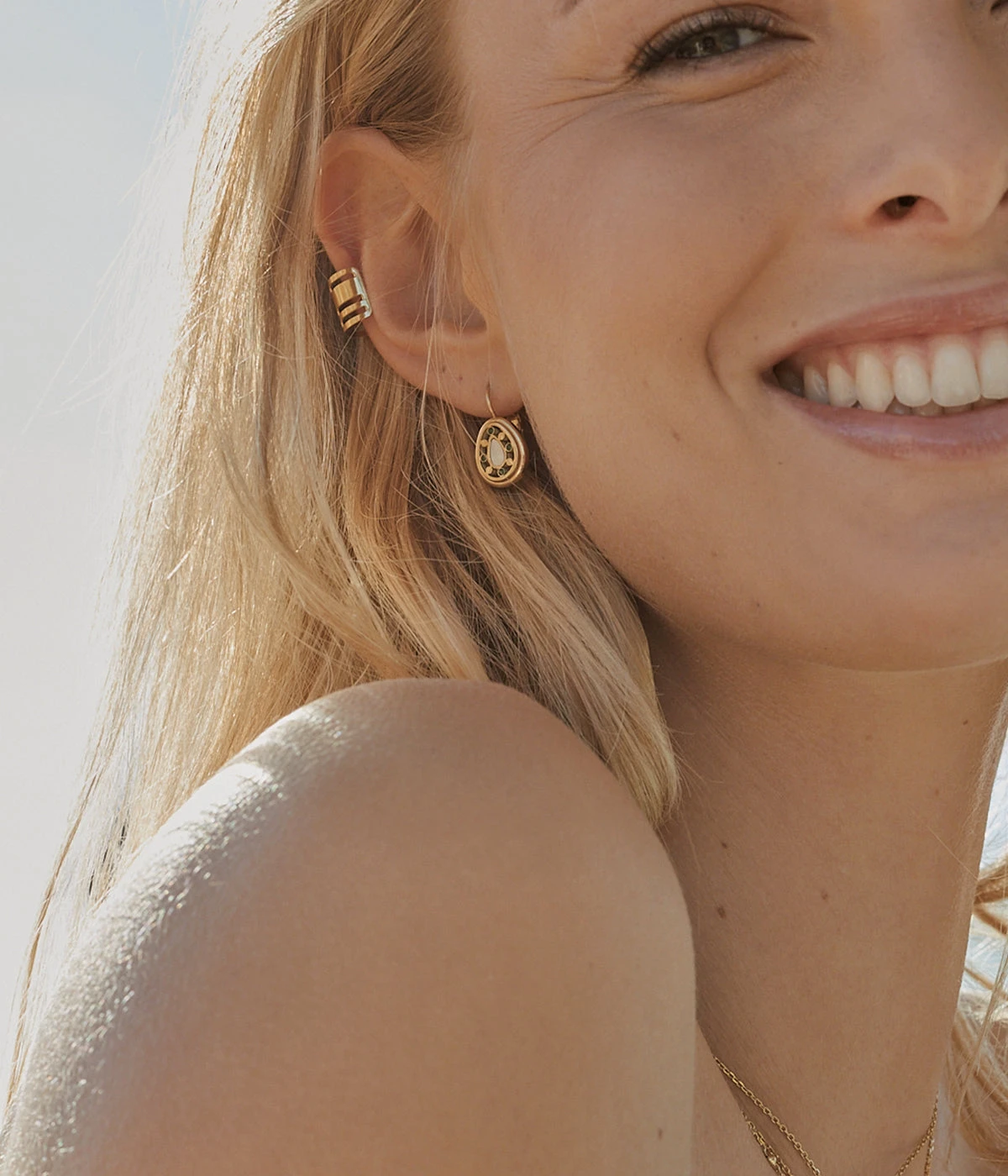 Boucles D'oreilles Florentine (Acier Doré) 4 Boucles D'oreilles Florentine (Acier Doré) – Image 2