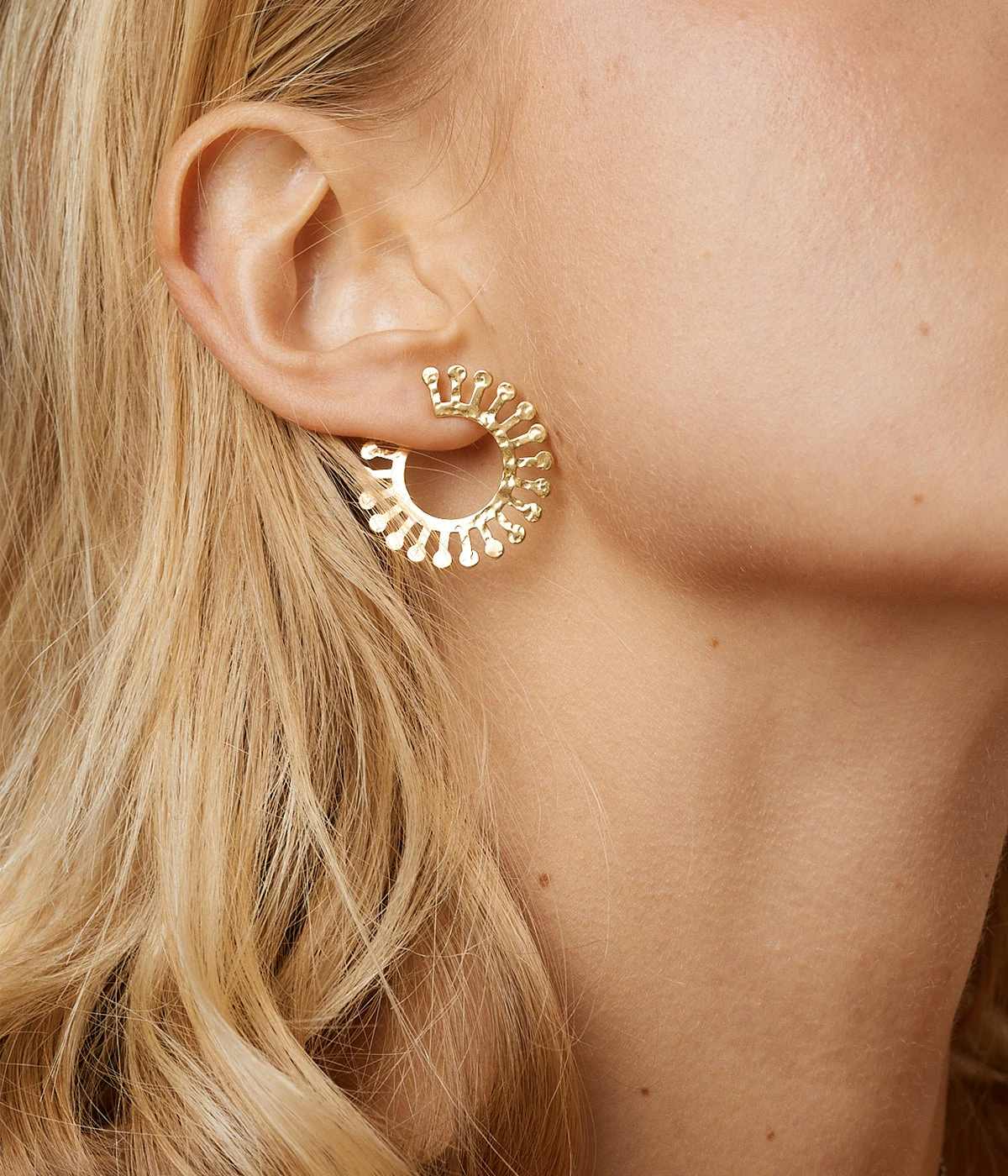 Boucles D'oreilles Andore (Acier Doré) 4 Boucles D'oreilles Andore (Acier Doré) – Image 2