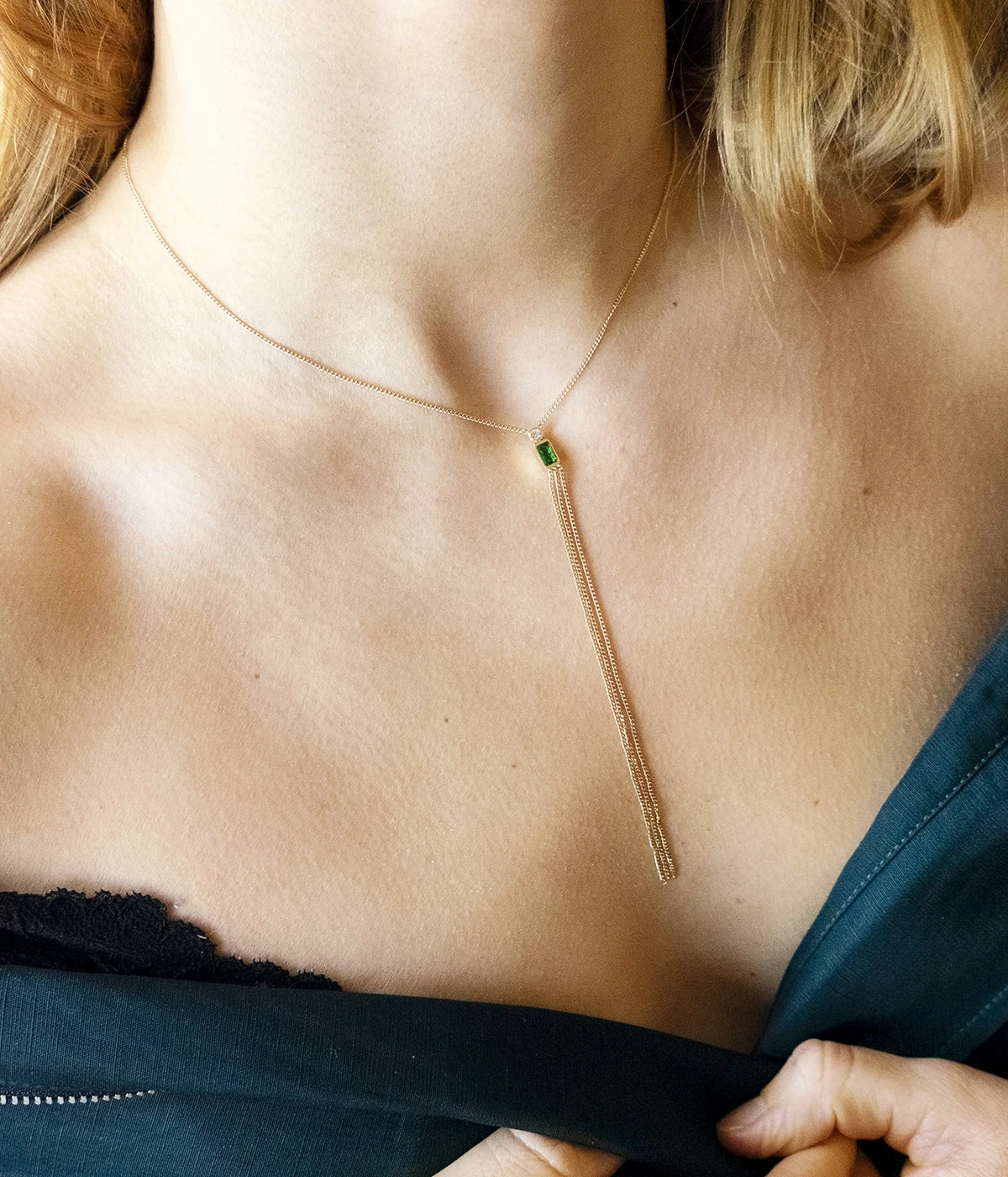 Collier Anouchka (Acier Doré) 4 Collier Anouchka (Acier Doré) – Image 2