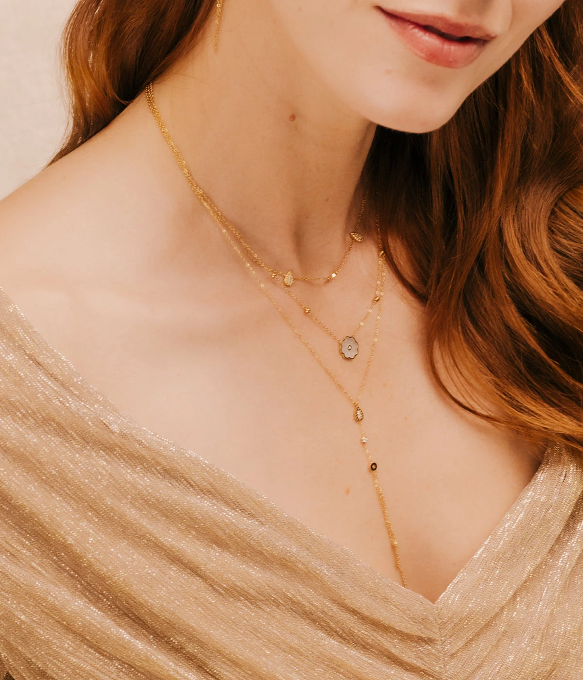 Collier Leyva (Acier Doré) 4 Collier Leyva (Acier Doré) – Image 2