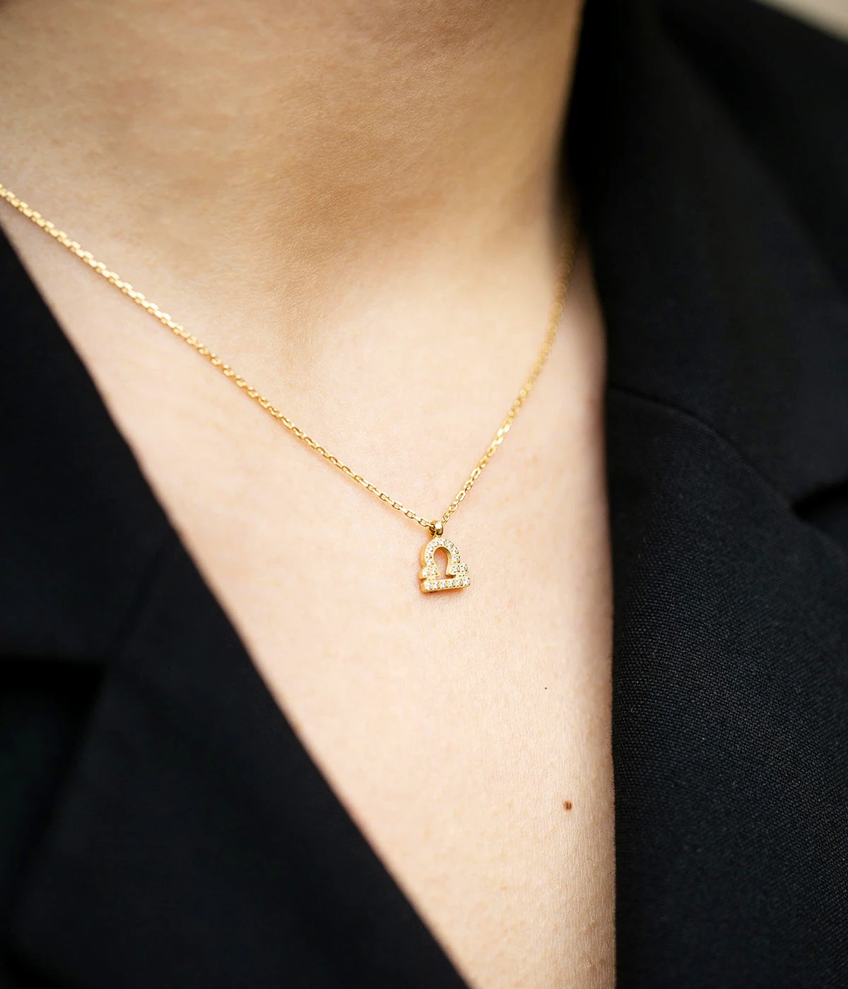 Collier Libra (Acier Doré) 4 Collier Libra (Acier Doré) – Image 2