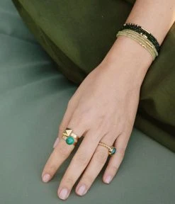 Bague Jordanna (Acier Doré) -Zagbijoux Boutique bague jordanna acier dore malachite portee 1