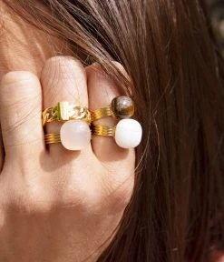 Bague Mish (Acier Doré) -Zagbijoux Boutique bague mish acier dore oeil de tigre portee