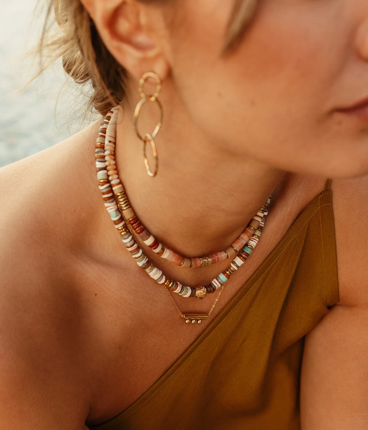 Collier Benny (Acier Doré) 4 Collier Benny (Acier Doré) – Image 2