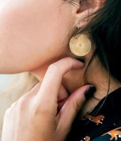 Boucles D'oreilles Ali (Acier Doré) 7 Boucles D'oreilles Ali (Acier Doré) -Zagbijoux Boutique boucles doreilles ali acier dore 1 portees