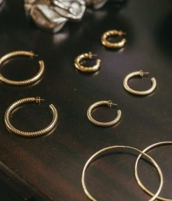 Boucles D'oreilles Chloé (Acier Doré) -Zagbijoux Boutique boucles doreilles chloe acier dore nature morte