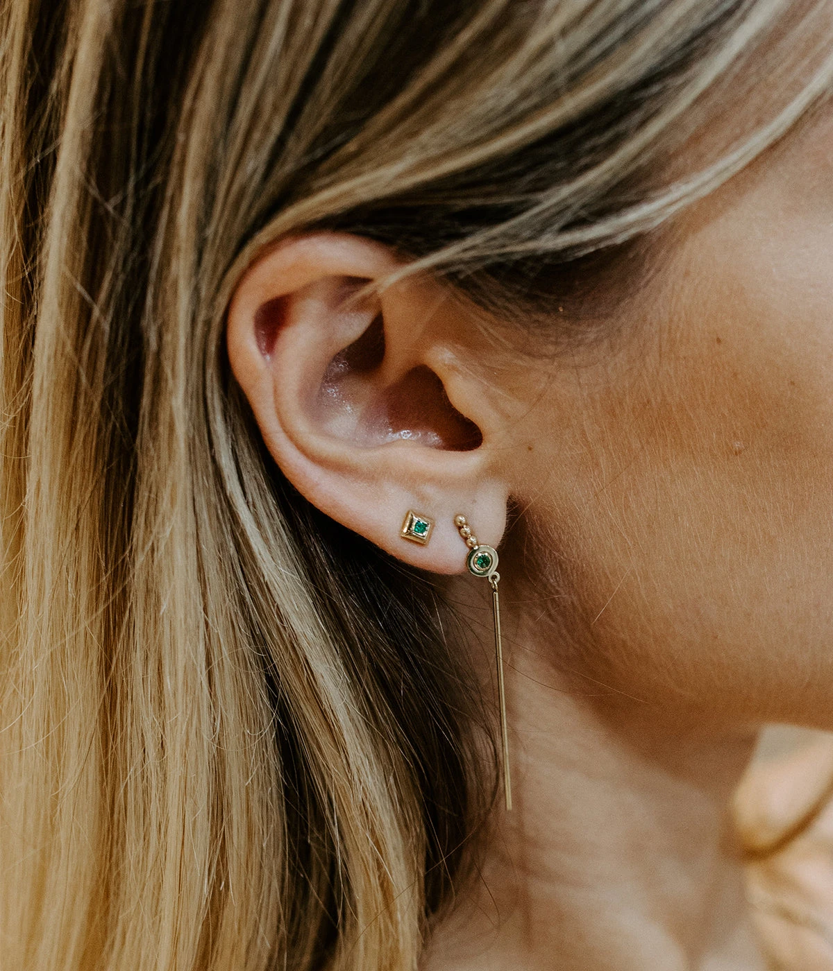 Boucles D'oreilles Sword (Acier Doré) 4 Boucles D'oreilles Sword (Acier Doré) – Image 2