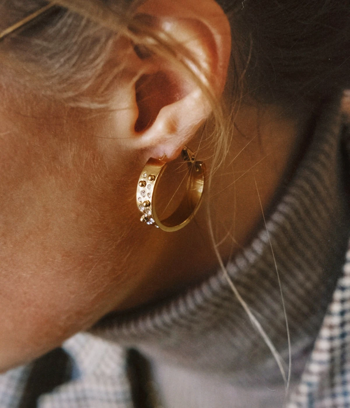 Boucles D'oreilles Sheila (Acier Doré) 4 Boucles D'oreilles Sheila (Acier Doré) – Image 2