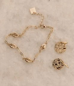 Boucles D’oreilles Théodor (Acier Doré) 11 Boucles D’oreilles Théodor (Acier Doré) -Zagbijoux Boutique boucles doreilles theodor acier dore nature morte