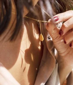 Collier Tera (Acier Doré) 7 Collier Tera (Acier Doré) -Zagbijoux Boutique collier tera acier dore 1